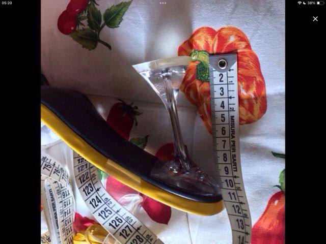 Sandalo donna giallo nuovo