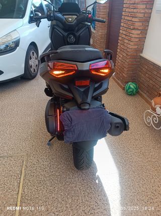 Yamaha Xmax 125 - 7.000 km