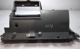 7c1857264 guantera volkswagen crafter 154708