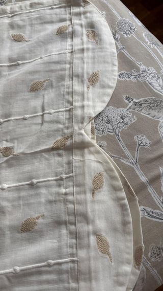 Pacchetto tende cieche beige e bianche