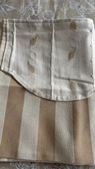 Pacchetto tende cieche beige e bianche