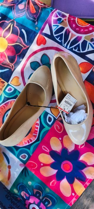 Zapatos Salón Charol Nude Talla 38