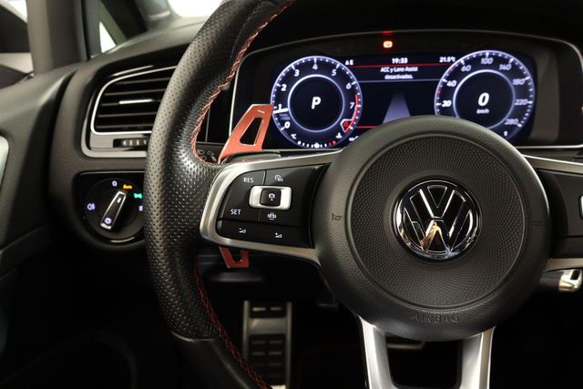 Volkswagen Golf GTI TCR 2.0 TSI 290cv DSG