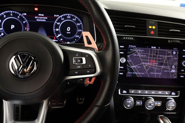 Volkswagen Golf GTI TCR 2.0 TSI 290cv DSG