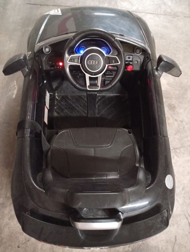 Coche a batería Audi TT RS