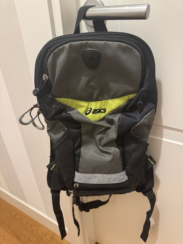 Mochila pequeña ASICS