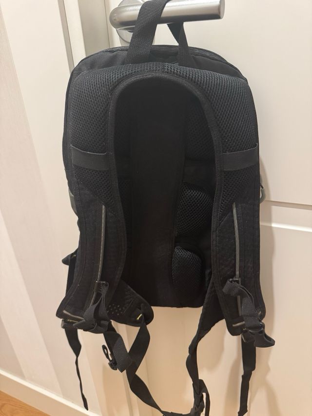 Mochila pequeña ASICS