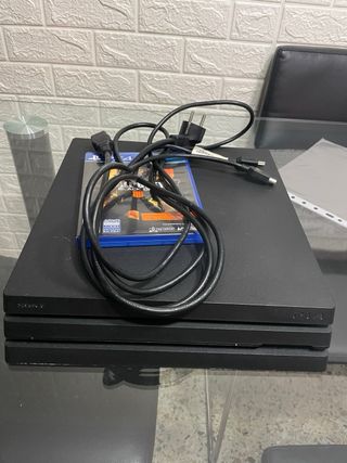 PS4 Pro 1TB Negra + Juegos