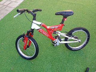 Bicicleta Infantil Roja y Blanca