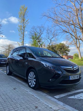 Opel Zafira Tourer 2015