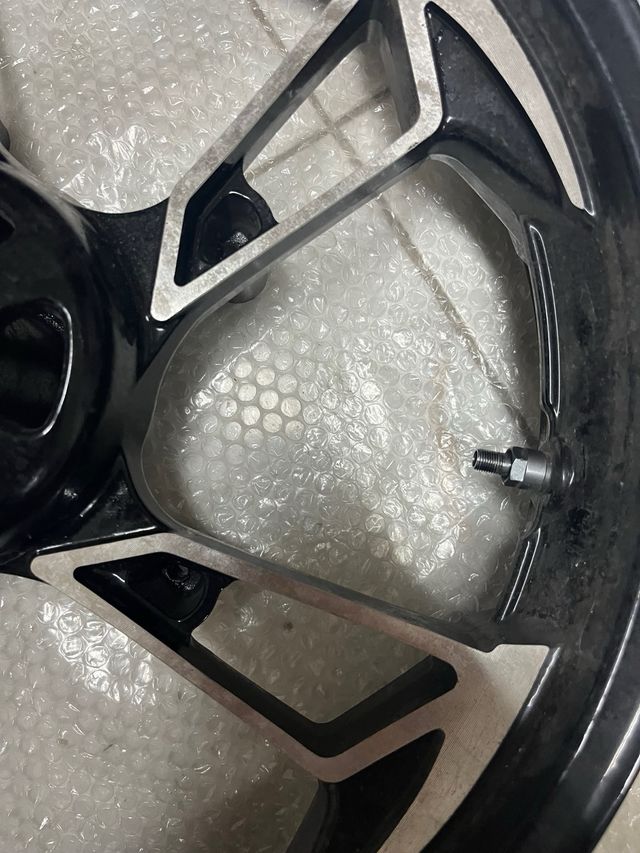 Rueda Delantera Zontes