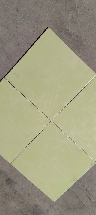 Gres treinta y tres por treinta y tres Joana pista