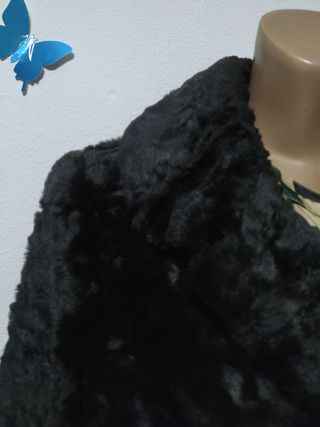 Abrigo imitación astracán negro