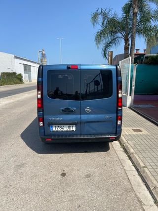 Opel Vivaro 2015 1.6 сtdi