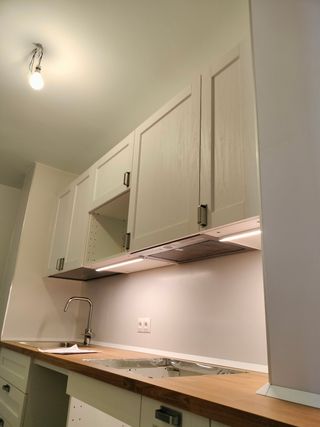 Montador de cocinas Ikea madera beige