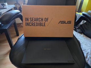 Portátil Asus ExpertBook Negro con Garantía