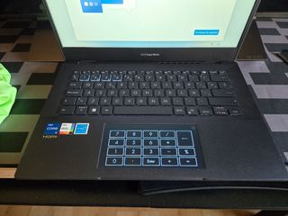 Portátil Asus ExpertBook Negro con Garantía