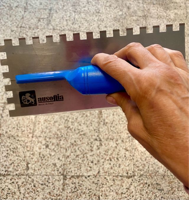 Frattazzo Spatola per Colla Ausonia Made in Italy