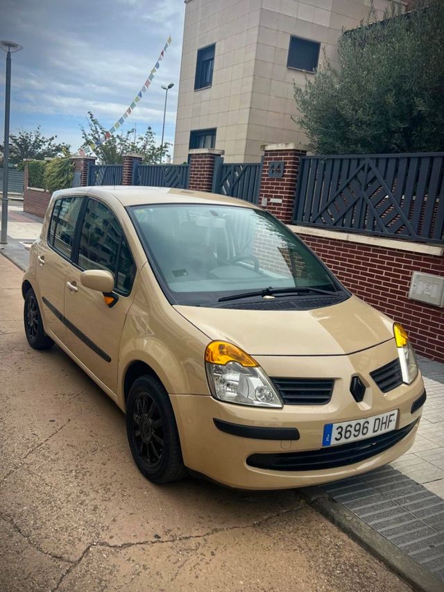 Renault Modus 2005
