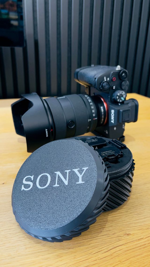 Custodia per batteria e scheda SONY