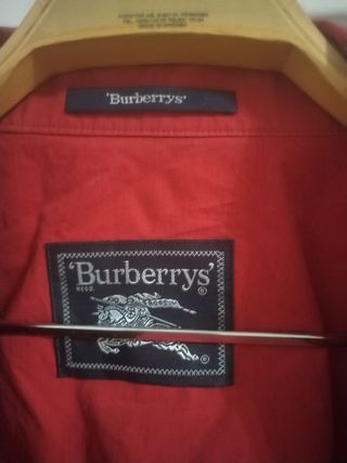 Cazadora Burberry Roja