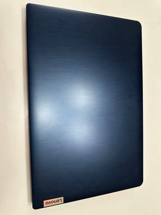 Portátil Lenovo azul IdeaPad3 15ITL6