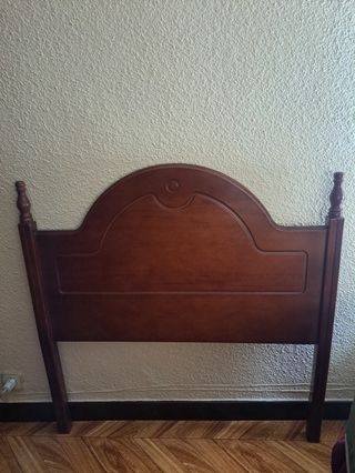 Cabecero de cama de madera
