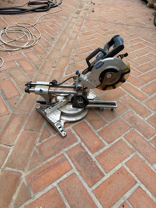 Sierra de escuadra Energer 1500W