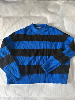 Jersey rayas azul y negro
