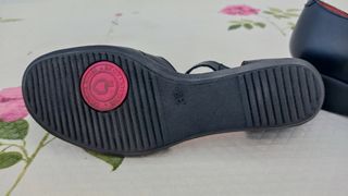 Sandalias Yokono Vienna Talquina Negro Mujer Talla