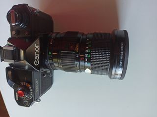 Canon EF con zoom 35-105mm + filtro Skylight