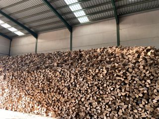 Leña para chimenea o barbacoa
