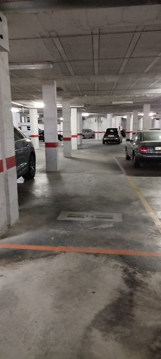 Plaza de garaje en venta con vigilancia 
