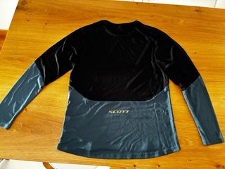 Maillot camiseta ciclismo Scott Tuned manga larga