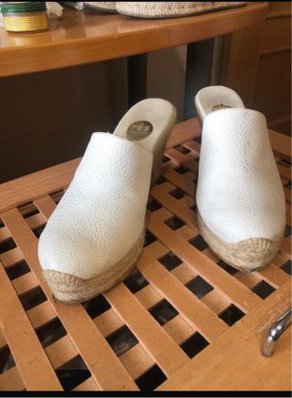 Sandalias RAS blancas cuña piel/esparto