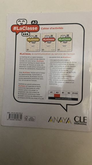 #La classe niv.A2 cahier d'activités Anaya
