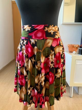 Falda estampada floral