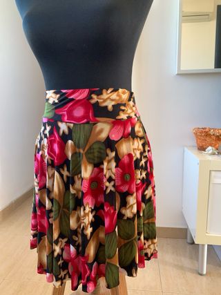 Falda estampada floral