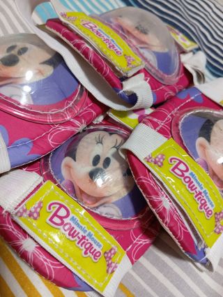 Casco Patines Niña Minnie Mouse