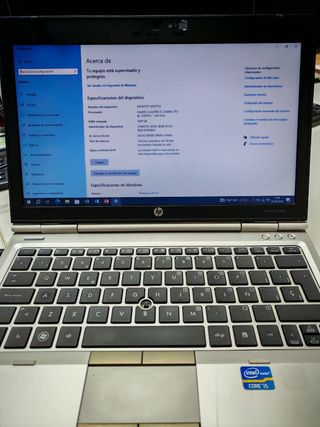 Portátil HP Elitebook i5 13'1 pulgadas funcionando