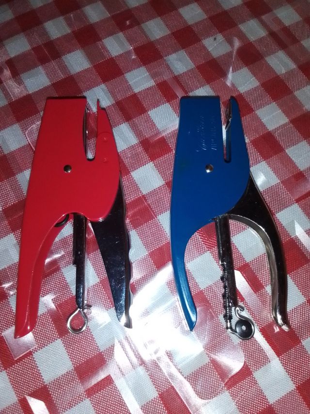 Spillatrici rosse e blu