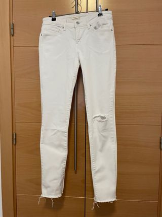 Pantalón Levi's 711 Skinny Blanco