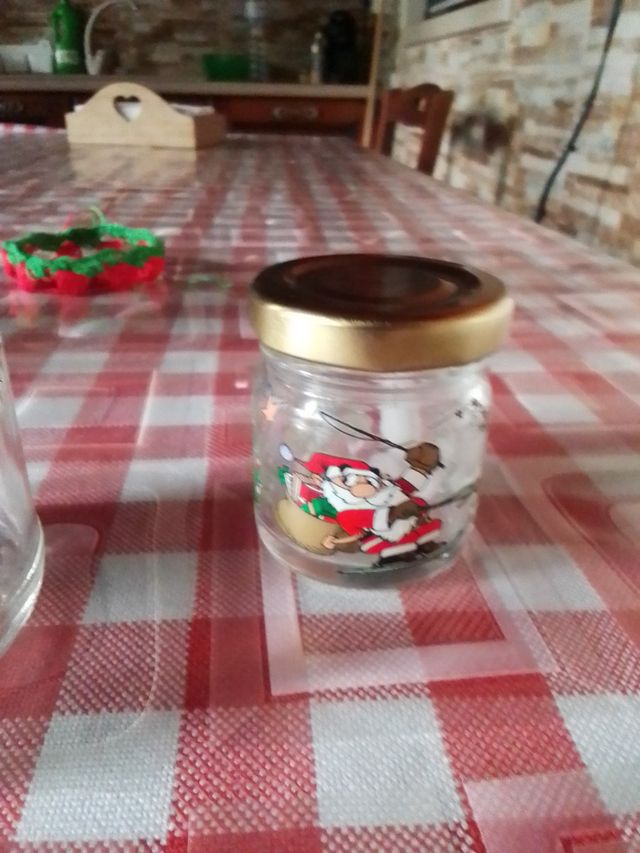 Vasetti decorati natalizi. Vetro,