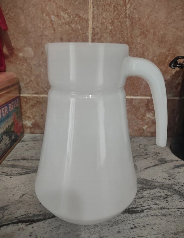 Jarra Opalina Vintage Pequeña