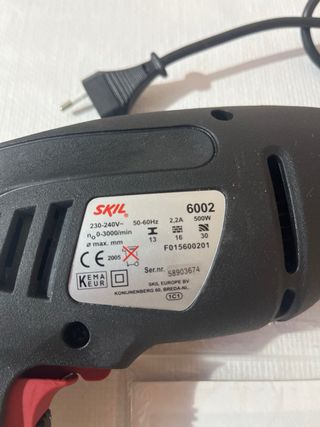 Taladro percutor SKIL 500W