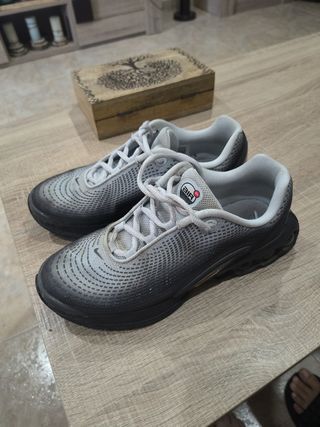 Zapatillas Nike Air Max Grises y Negras