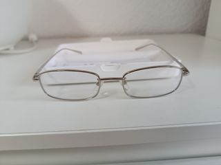 Gafas sin graduar nuevas