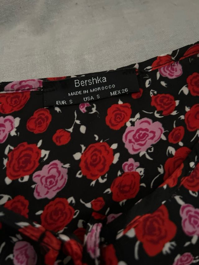 Blusa Raso Estampada Flores