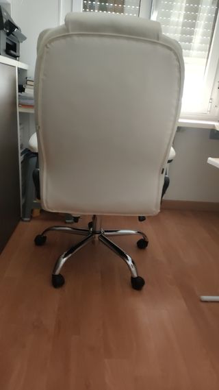 Sillón de escritorio blanco