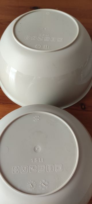 Set Contenitori Alimentari Trasparenti e Bianchi